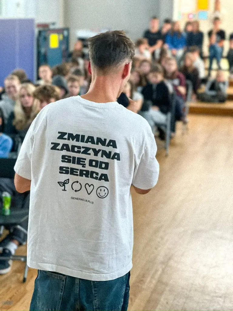 Marek Neumann Emenzino profilaktyka przez hip-hop Warszawa SP Profilaktyka uzależnień dla szkół | Profilaktyka przez HIP-HOP